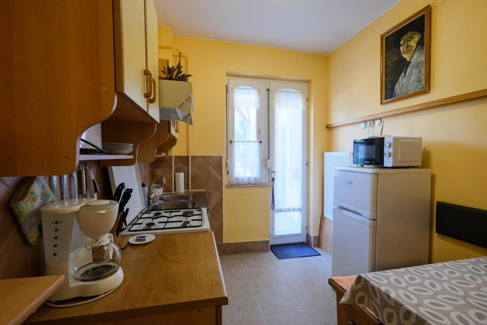 4 Évszak Apartman Gyula Esterno foto
